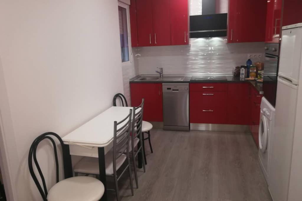 Apartamento Centrico , Wifi + Desayuno Logrono Exterior photo